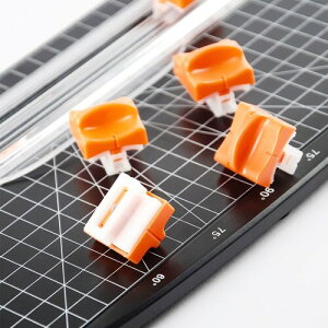 y[p[Jb^[ ~jْf@ A4TCYΉ Bꂽn gтɕ֗ XChJb^[ |[^u ʐ^ubN (4)