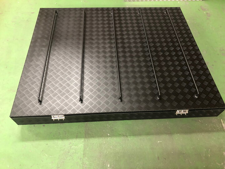 楽天市場】ｱﾙﾐ縞板 4.5ﾐﾘ 1525×3050 複数切断OK 2ｶｯﾄ ﾊﾞﾘ取り R加工 