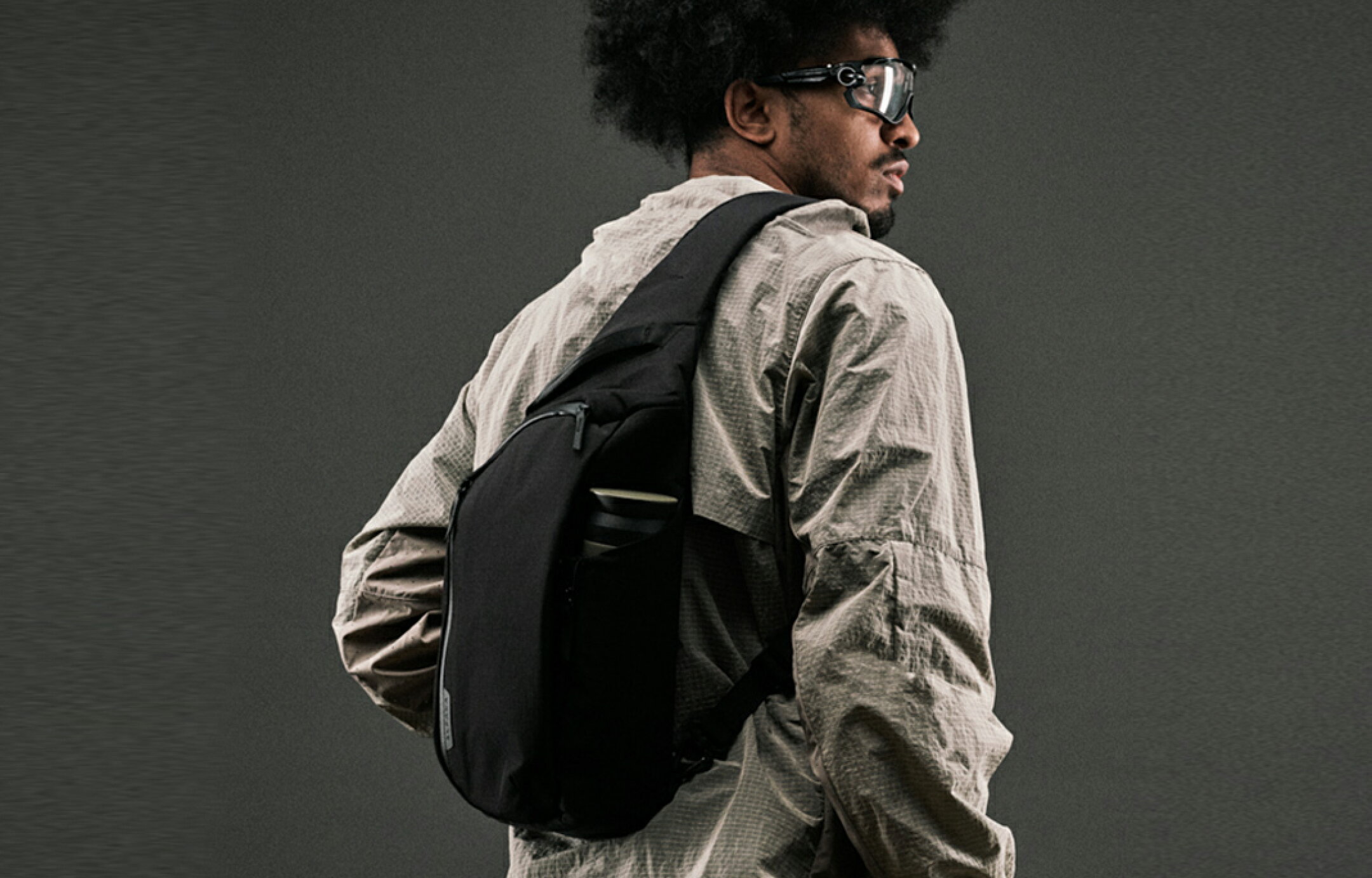 METRO CROSSBODY
