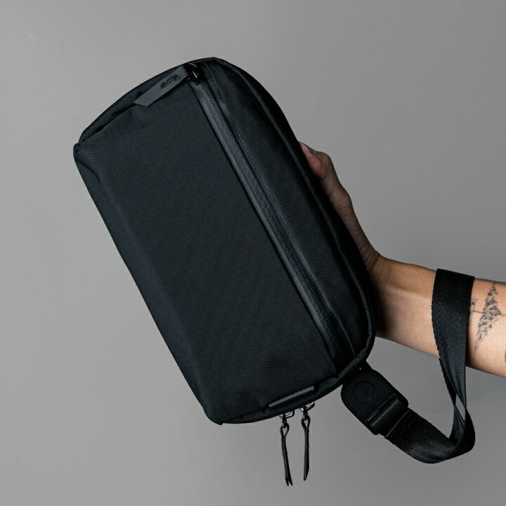 楽天市場】【公式】ポーチ TOILETRY BAG 2L ショルダーバッグ 斜め掛け 