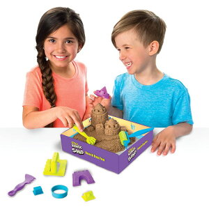 ōV }WbNTh 340g   q 3Έȏ Kinetic Sand, Beach Day Fun Playset with Castle Molds, Tools, and 12 oz. of Kinetic Sand for Ages 3 and Up