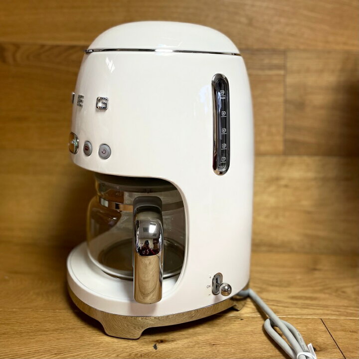 Quiet ChallengeSmeg DCF02US 50年代 レトロスタイル クリーム ドリップフィルター コーヒーメーカー Smeg