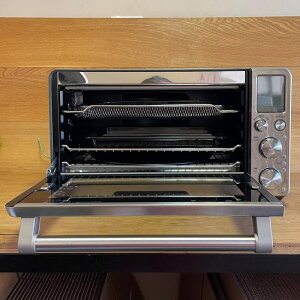 �u���r�� �}���`�I�[�u�� �R���x�N�V���� �X���[�N�b�J�[ �m���t���C �H�i���� Breville Smart Oven Air BOV900BSS �Ɠd