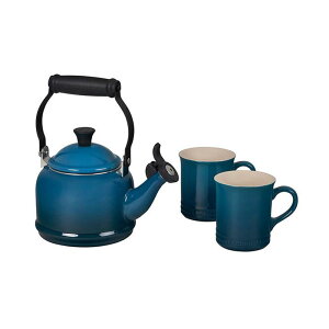 N[[ f~ JPg }O2Zbg ₩ 1.1L IHΉ Le Creuset Enamel On Steel Demi Kettle & Stoneware Set of 2 Mugs