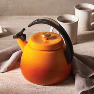EN[[ JPg NVF 2.0L N[[ ₩ Le Creuset Cloche Kettle Enamel-on-Steel 2.2 qt 40200