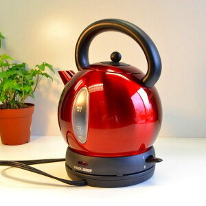 �R�[�h���X�d�C�P�g�� �u���b�N���f�b�J�[ ���b�h 1.7L Black & Decker CK1500R Cordless Electric 57-1/2-Ounce Dome Kettle, Red �Ɠd