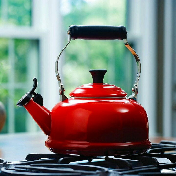 LE CREUSET - ル・クルーゼ 笛吹き ヤカン ケトル 2.1L ピンク やかん  