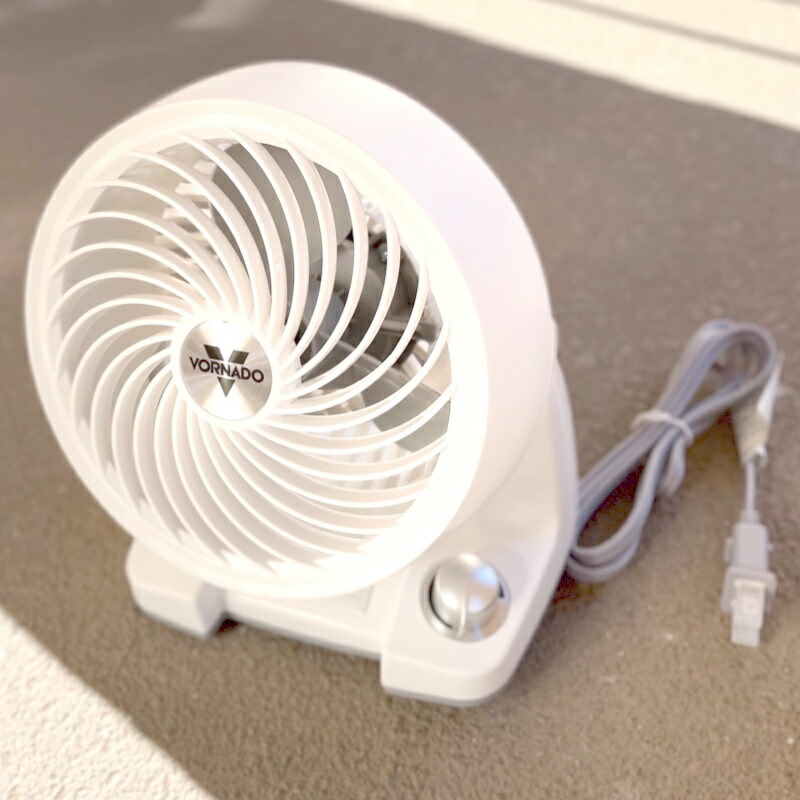 Vornado 133DC Energy Smart Compact Air Circulator Fan with Variable Speed Control White