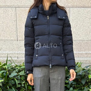 ȏׂOɃvXĔz y2025-2026NH~fzTATRAS ^gX MIREL ~ LJXA0025013588 V[g_E WPbg fB[X@t[ht015 NAVY(lCr[)