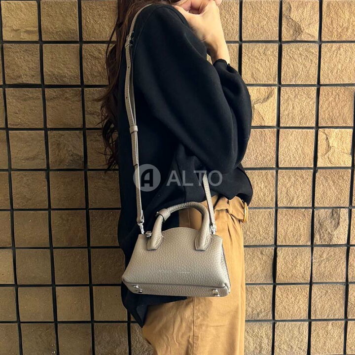 楽天市場】IACUCCI イアクッチ VELAR ヴェラール 2016 TAUPE 