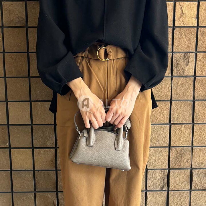 楽天市場】IACUCCI イアクッチ VELAR ヴェラール 2016 TAUPE  