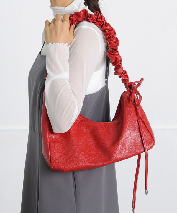 美品✨バリー 2way ショルダーバッグ ギャザー オールレザー チャーム 赤