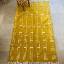 【手織り1点もの】ラグ　マット　キリムL　黄色が明るく　ガゼルたちも楽しく走り回って　チュニジアから直送　インテリア　模様替え　キリム　絨毯　手織り　おしゃれ　カーペット　ガゼルL02