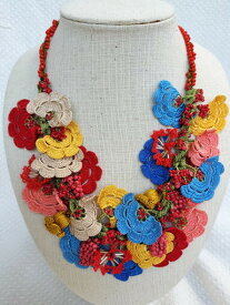オヤ刺繍　チョーカー85　使用時長さ約50cm　トルコの伝統手芸　オヤネックレス 　海の中の幻想　シルク　刺繍　ビーズ編み　ゴージャス　1点もの　オリジナル