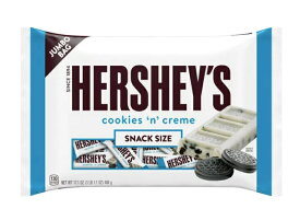 【最大2,000円クーポン6月11日1:59まで】ハーシー クッキー クリーム スナックサイズ チョコレート バーHershey's Cookies 'N' Creme Snack Size Candy Bars 17.1 oz