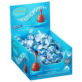 【最大2,000円クーポン6月11日1:59まで】Lindt LINDOR シーソルトミルクチョコレートトリュフ　 25.4 oz, 60個