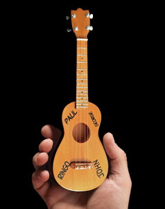 yVizAxe Heaven Ukulele Mini Uke Replica JL-261 (~j`AEN )