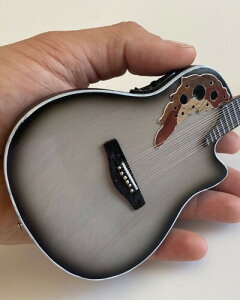 �y�V�i�zAxe Heaven Melissa Etheridge Ovation Adamas Signature 12-String Acoustic Mini Guitar Replica Collectible ME-578