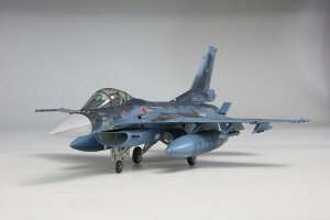 1/72 q󎩉q F-2A 퓬@ (w/ pCbg) vf[t@C[h]s04\t