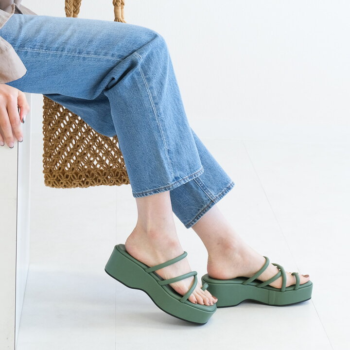 楽天市場 サンダル 歩きやすい ウエッジソール 厚底クロスストラップサンダル ナローストラップ トング 5 5センチヒール プラットフォーム レディース ブラック ホワイト カーキ シルバー ブラック 白 黒 細ストラップ ルリアンプラス アミアミ Amiami