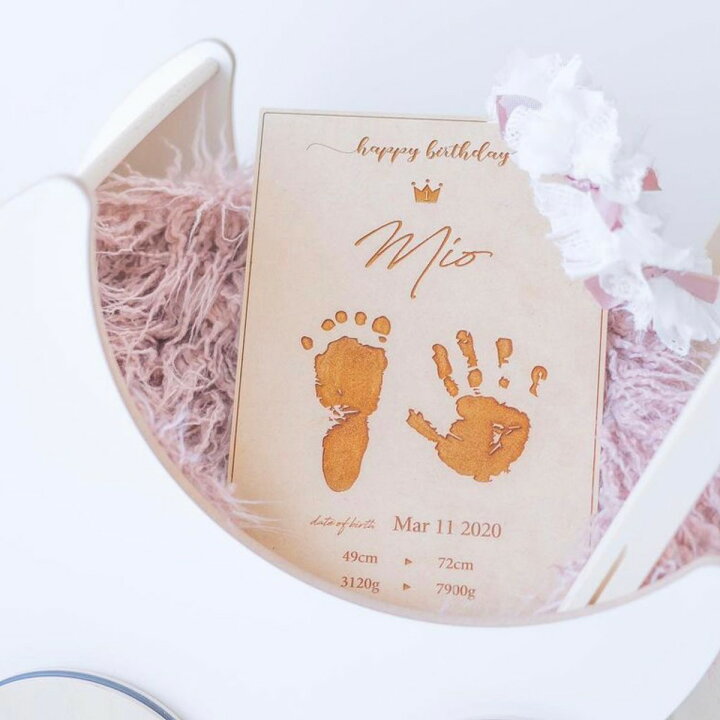 楽天市場 木製 1歳の手形足形を刻印 ファースト バースデー ボード Hand Foot Boad 手形足形 手形 足形 1歳 誕生日 名前入り 赤ちゃん 記念 アート おしゃれ 出生 記念品 1歳誕生日 一歳誕生日 プレゼント 誕生日グッズ 男の子 女の子 孫 子供 贈り物 ベビー