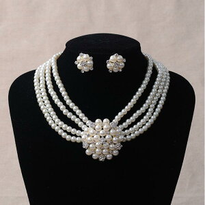 AԉŃACeAuC_ANZT[̃lbNXCOorsAX2_WG[ZbguCYCh