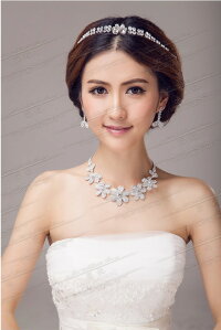 ウェディングヘッドドレス髪飾りにもコサージュにも!