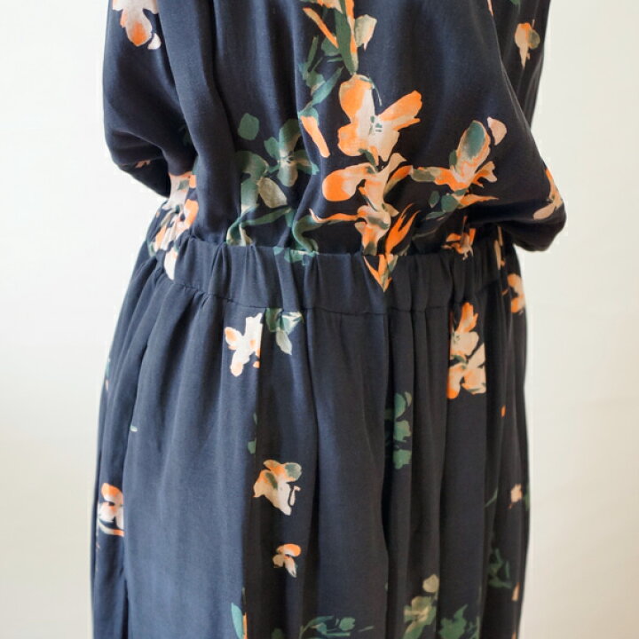 楽天市場 Sacra サクラ フラワープリント ワンピース Sa001 送料無料 代引手数料無料 アンプルールvery店 レディース シンプル 花柄 スリーブレス 楽ギフ 包装 アンプルール ｖｅｒｙ店