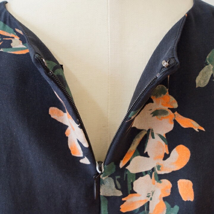 楽天市場 Sacra サクラ フラワープリント ワンピース Sa001 送料無料 代引手数料無料 アンプルールvery店 レディース シンプル 花柄 スリーブレス 楽ギフ 包装 アンプルール ｖｅｒｙ店