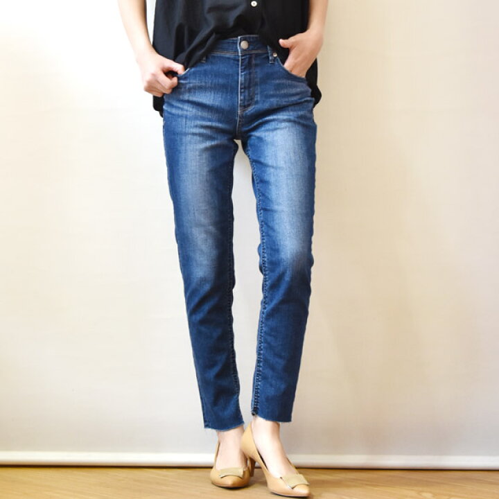雑誌掲載⭐︎ヤヌーク⭐︎RUTH スリムテーパード デニム 新品 UBK 21  