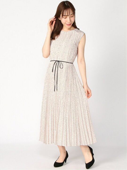 楽天市場】【SALE／70%OFF】スクエアドットプリントプリーツワンピース  