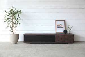 YTV{[huRN160vVR؃A_[ނƃubNKX̃Rrl[VɂR[fBl[gĂer{[hB_X^CAaR[fBl[gAA