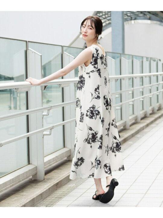 楽天市場】【SALE／16%OFF】2トーンフラワーノースリーブワンピース 