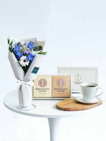 花束 ブーケ 猿田彦珈琲 ドリップバッグ コーヒーギフト 6袋 フラワーギフト プレゼント ANDPLANTS アンドプランツ 季節の花束 ピンク ブルー パープル レッド イエロー オレンジ グリーン ホワイト ミックス お祝い お礼 誕生日 記念日 送別会 歓迎会 おしゃれ 可愛い