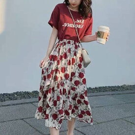 セット Tシャツフラワースカート カジュアル セットアップ レディース ツーピース 2点セット 上下セット 春 夏 ロゴ 半袖 ラウンドネック シャツ トップス 花柄 シフォン フレア ロングスカート 送料無料 個性的 赤 白 エレガント