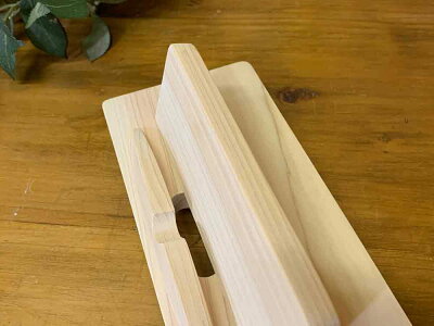 タブレットスタンド無塗装白木19.5×9×7cmタテ・ヨコ兼用スタンド木製ひのきハンドメイドオーダーメイド