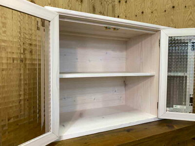 吊り戸棚チェッカーガラスホワイトステイン90×31×50cm3枚扉真鍮つまみ真鍮蝶番