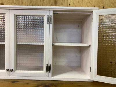 吊り戸棚チェッカーガラスホワイトステイン90×31×50cm3枚扉真鍮つまみ真鍮蝶番