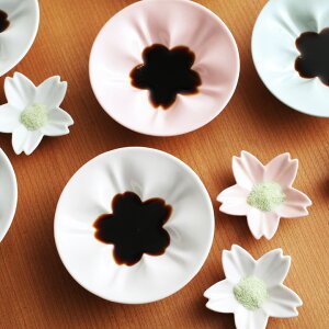 春のお祝いの席にも使える さくらモチーフの食器のおすすめランキング わたしと 暮らし
