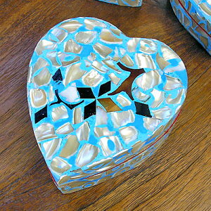 VF̏ANZT[P[Xn[g^yLzCgu[ AWA G o G ^C G AWA CeAyyMt_z