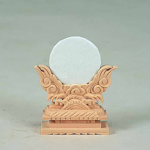ギフト 霊璽中央に置くヒバ製神鏡です 超格安一点 神鏡 上彫特小１．５寸