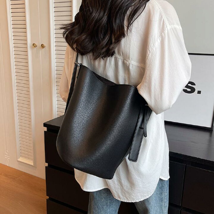 美品】OURHOME ショルダーバッグ巾着付きバケツ型肩掛けレザー