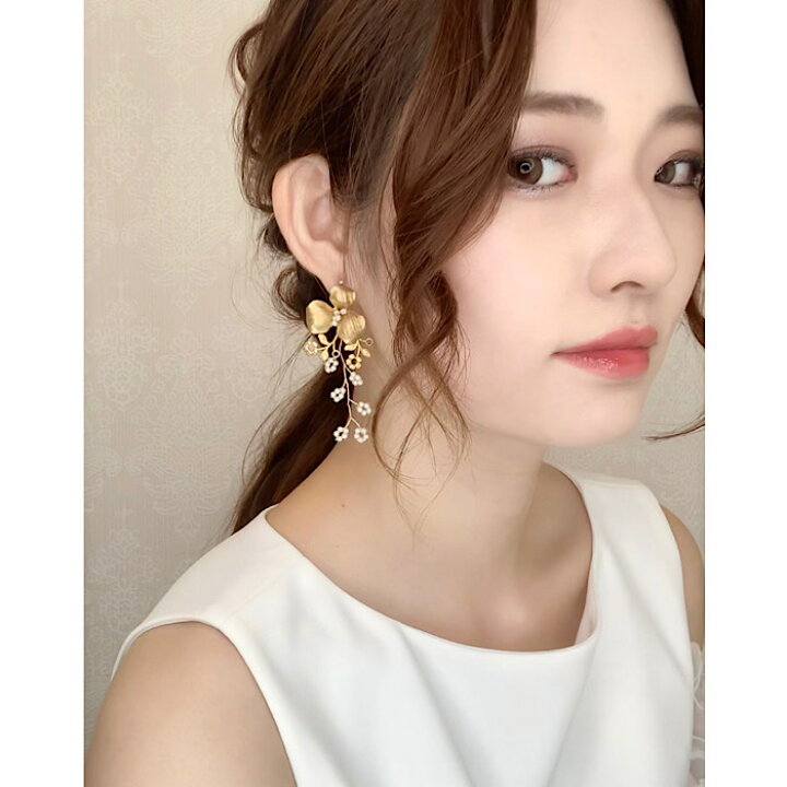 楽天市場 ブライダルイヤリング 小枝イヤリング ビジュー ウエディング イヤリング ゴールド イヤリング 結婚式 小物 アイテム 前撮り 花嫁 二次会 海外挙式 小枝アクセサリー パーティー 卒業 大きめ 小枝 大ぶり 揺れる タッセル 花 長め パール 人気 Annan Wedding
