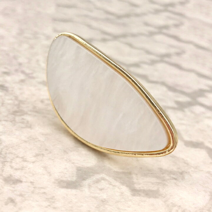 楽天市場 ネイリストさん必見 パレットリング シェルタイプ ネイル ネイルパーツ ネイル用品 天然石 パレット リング 作業効率 ネイルアイテム ネイルサロン ネイリスト お家ネイルサロン セルフネイル リングパレット プレート ネイルパレット 指輪 カラー