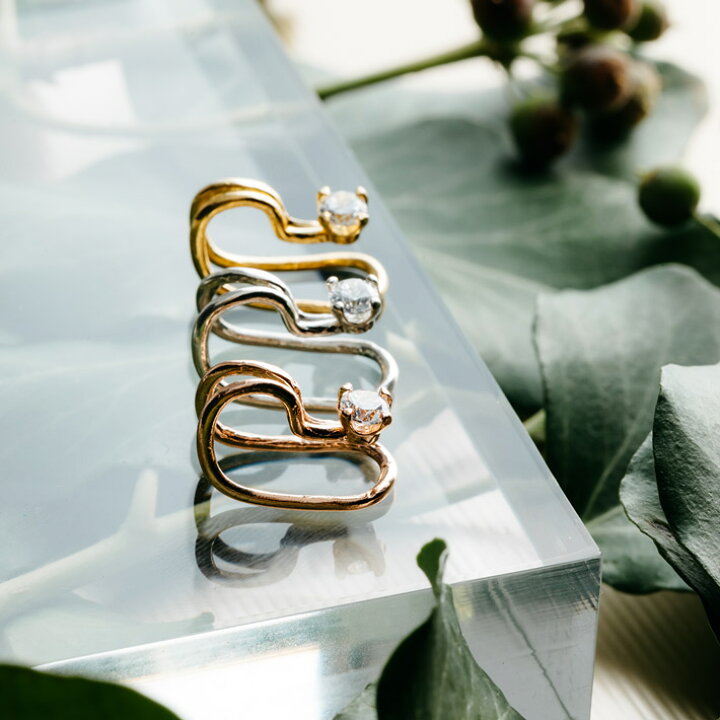 楽天市場】【silver925】ラインクリスタル イヤーカフ【レディース アクセサリー イヤリング シルバー925 シルバー ゴールド ピンゴールド ラインクリスタルイヤーカフ】(片耳用) : ANOH アクセサリー 楽天市場】【silver925】ラインクリスタル イヤーカフ【レディース アクセサリー イヤリング シルバー925 シルバー ゴールド ピンゴールド ラインクリスタルイヤーカフ】(片耳用) : ANOH アクセサリー