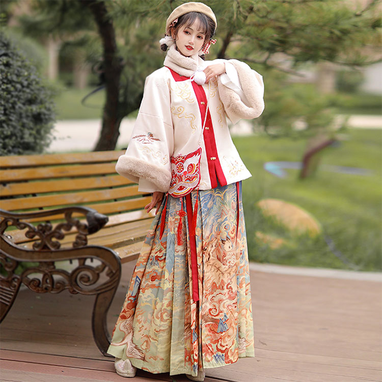 チャイナドレス改良版の女性の新しい女性服中国風冬服加厚古調8枚#9