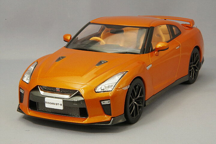 楽天市場 First18 1 18 日産 R35 Gt R 17 アルティメイトシャイニーオレンジ カーホビーショップ アンサー
