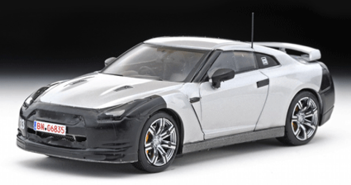 楽天市場】【絶版品】京商 1/43 日産 R35 GT-R シルバー