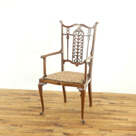 アンティーク 家具 英国アンティーク 肘掛け椅子 アームチェア 背もたれの見事な透かし彫り ヴィクトリアン チェア アンティーク家具 イギリス 70403