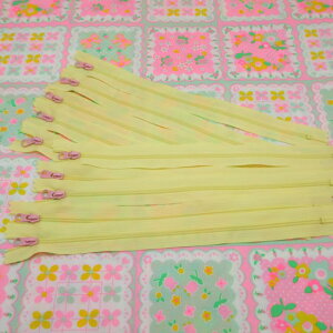 ファスナー 25cm クリームイエロー 10本セット まとめ買い 手芸用品 ジッパー ハンドメイド資材 カラフルファスナーNEO
